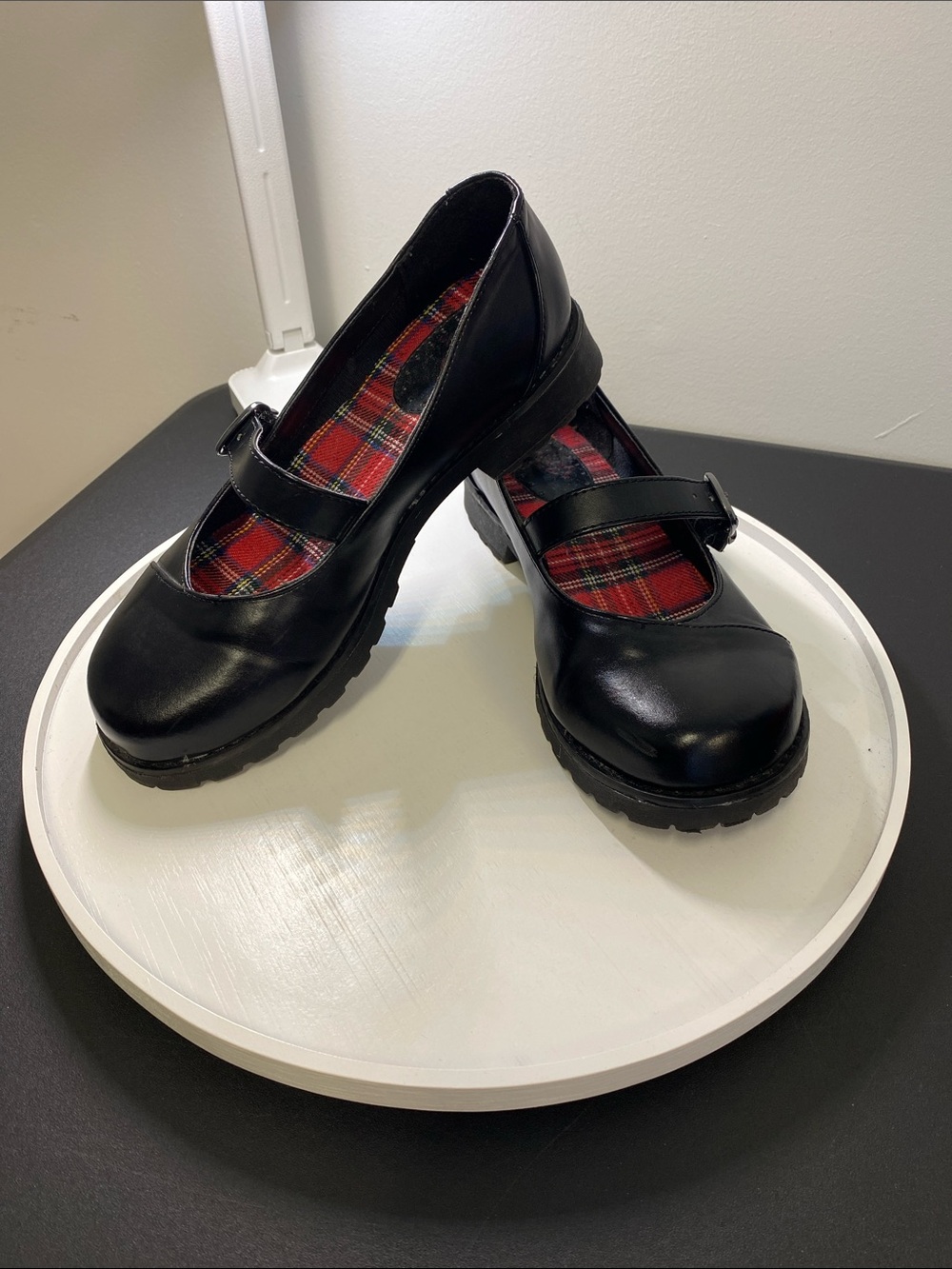 G:21 Black Mary Jane Platform Flats with Red Plaid Insole, Vintage, Size 6